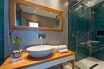 Aura Suites إيميروفيغلي المظهر الخارجي الصورة